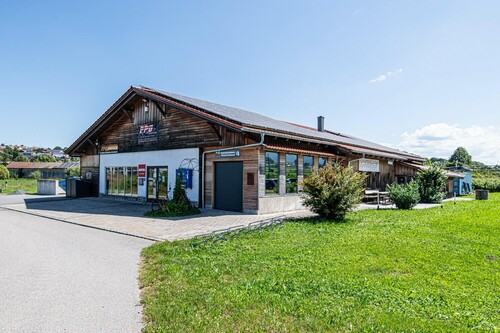 Aussenansicht - Werkstatt in Eschlkam zum Kaufen