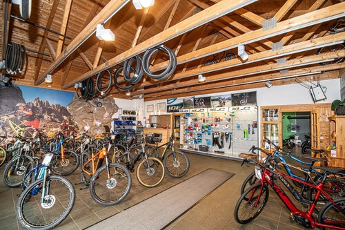 Eingangsbereich_Verkaufsraum - 