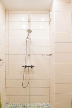 EG_BehindertengerechteDusche - 