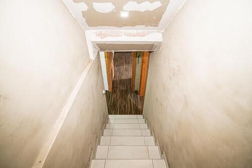 EG_Treppe_zum_Keller - 