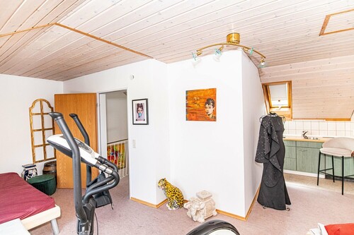 DG_Schlafzimmer_mit_Kochnische(3) - 