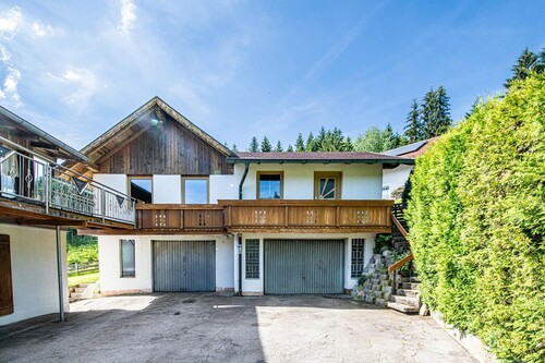 Aussenansicht - 10 Zimmer Zweifamilienhaus in Neukirchen beim Heiligen Blut