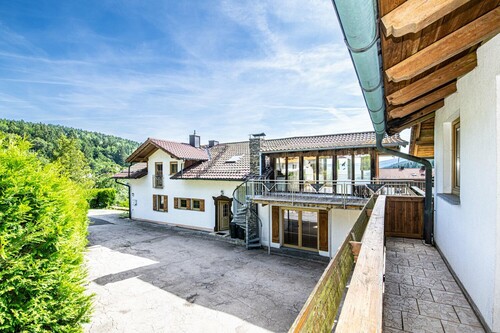 Aussenansicht - Zweifamilienhaus mit 277,50 m&sup2; in Neukirchen beim Heiligen Blut zum Kaufen