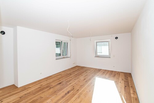 OG_Wohnung_hinten_ohne_Balkon(1) - 