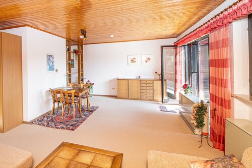 DG_Wohnzimmer_Essbreich(3) - 