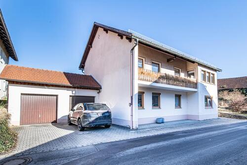 Aussenansicht - Mehrfamilienhaus, Wohnhaus mit 195,46 m² in Gleißenberg zum Kaufen