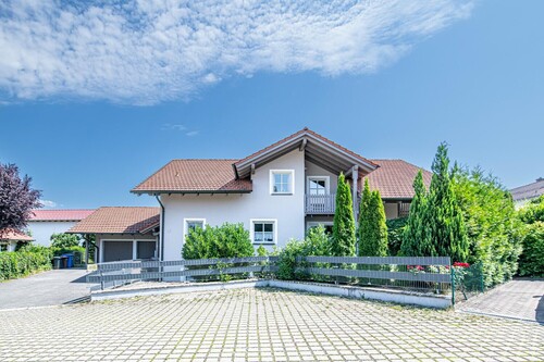 Aussenansicht - 8 Zimmer Zweifamilienhaus in Falkenfels