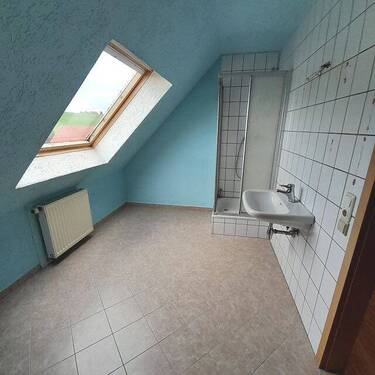 Bad im Dachstudio.jpg - 