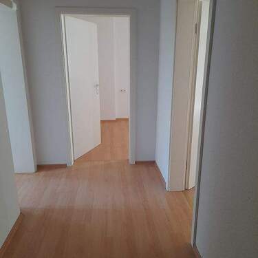 Flur Einheit 1.OG.jpg - 