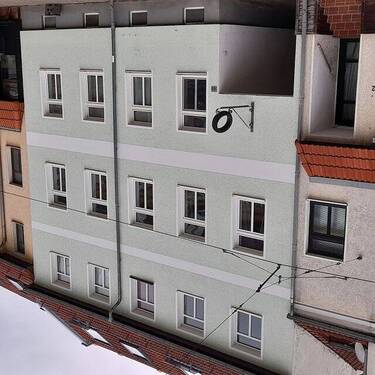 k-Vorderansicht.jpg - Geräumige bezahlbare 3-Zi WE in ZwickauMarienthal