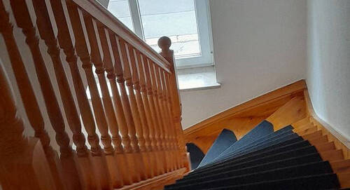 k-Aufgang obere Etage.jpg - 3 Zimmer Etagenwohnung in Zwickau