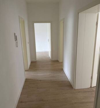 Flurbereich.JPG - 3- Zimmer mit 83,00 m&sup2; in Zwickau zur Miete
