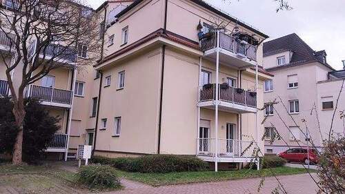 Ansicht Eingangsbereich.jpg - Klein, gemütlich und vermietet in günstiger Lage