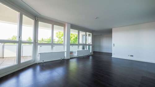 Wohnzimmer - 3.5 Zimmer Einfamilienhaus zur Miete in Kornwestheim