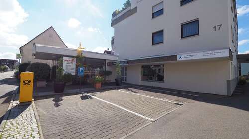 Hausansicht - 4 Zimmer Laden, Geschäft, Verkaufsfläche zur Miete in Ludwigsburg