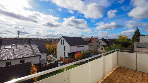 Balkon - 6 Zimmer Zweifamilienhaus zum Kaufen in Möglingen