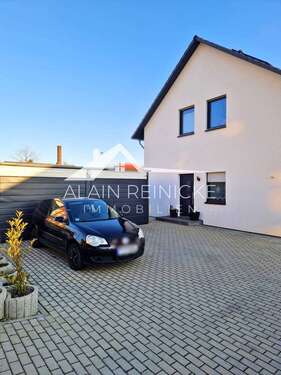 Doppelgarage _ 2 Stellplätze - 