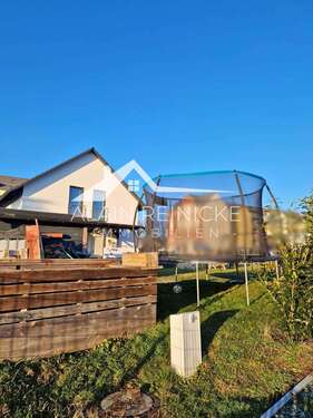 Einblick in den Garten - 