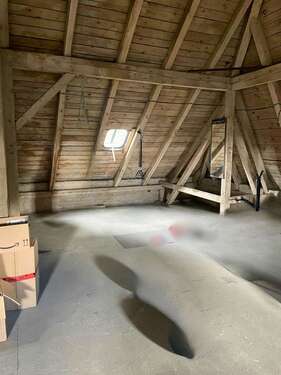 Atelier (Dachboden) - 
