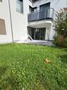 Blick zur Terrasse und Balkon Nr. 1 - 