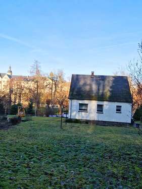 Hausansicht mit Schloßblick - Schloßblick in Olbernhau - 150.000,00&nbsp;EUR Kaufpreis, ca.&nbsp; 105,00&nbsp;m&sup2;&nbsp;Wohnfl&auml;che