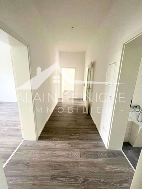 Wohnungsflur - Etagenwohnung mit 82,74 m² in Chemnitz zum Kaufen