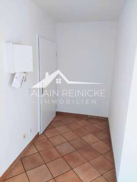 Flur _ Wohnungstür - 