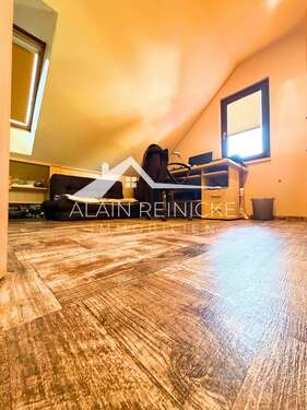 1. Kinderzimmer im DG - 