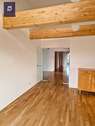 2.OG_Holzbalken und Parkett - 