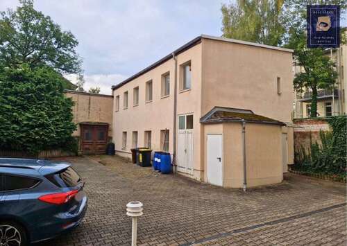 Hinterhof_Stellplätz - 