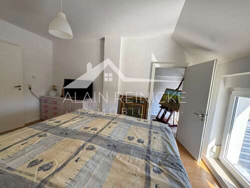 Gästezimmer mit kleinem Atelier (OG) - 