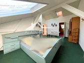großes Zimmer DG rechts - 