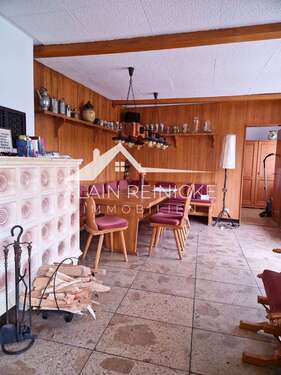 Stube mit Kamin - 