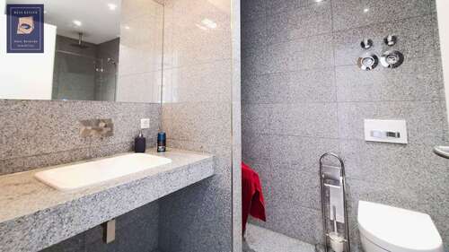 WC mit Dusche - 