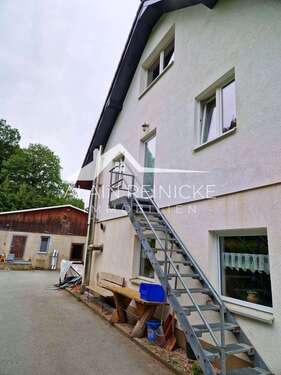 separater Zugang zur Wohnung - 4 Zimmer Etagenwohnung zur Miete in Gornsdorf