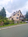 Ansicht von Straße - Parkett, Wintergarten, 3 Bäder, Kamin