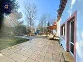 Terasse hinter Wohnhaus - 