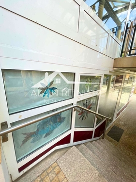 Schaufenster linke Seite hinten - 