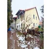 Reihenendhaus in Oberlichtenau - 220.000,00&nbsp;EUR Kaufpreis, ca.&nbsp; 100,00&nbsp;m&sup2;&nbsp;Wohnfl&auml;che in Oberlichtenau (PLZ: 09244)