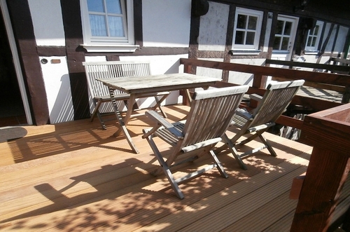 Terrasse vor dem Haus - 