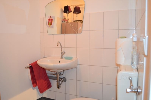 Toilette Vorderer Ladenbereich - 