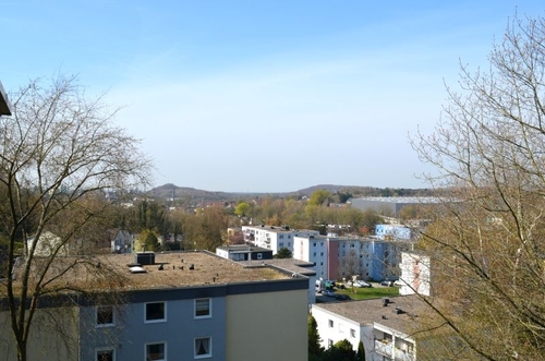 Balkonblick - 2 Zimmer Etagenwohnung zur Miete in Wülfrath