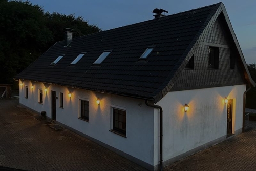 Stimmungsvolle Ambientebeleuchtung - 8 Zimmer Bauernhaus, Landhaus zum Kaufen in Velbert