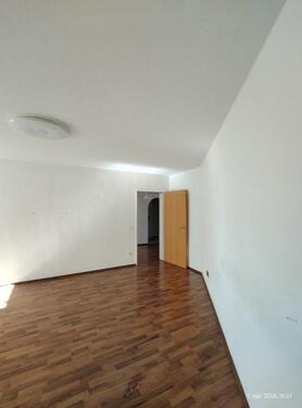 Zimmer 2 (2) - 