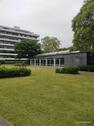 Parkähnliche Gartenanlage mit Schwimmhalle - 