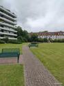 Wohnhaus mit Grünanlage und Spielplatz - 