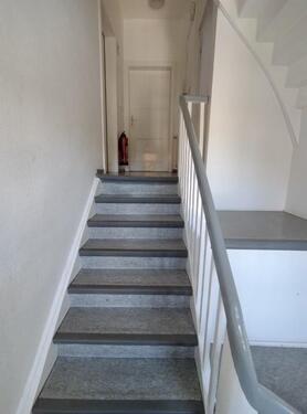 Treppenaufgang zum OG - 