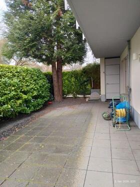 Terrasse vor dem Wohnzimmer - 3 Zimmer 3- Zimmerwohnung zum Kaufen in Köln