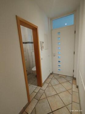 Dielenflur, Wohnungseingang - Terrassenwohnung mit 97,00 m&sup2; in Köln zum Kaufen