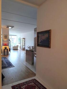 Blick von der Diele in den Wohnbereich - 